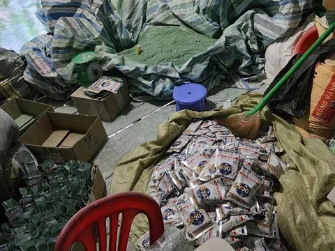 Đồng Tháp: Khởi tố vụ sản xuất thuốc giả liên quan đến hai bố con