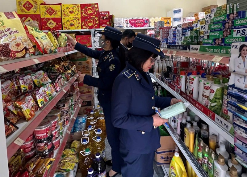 Đội QLTT số 2 Thanh Hóa: Siết chặt quản lý thị trường, đảm bảo nguồn cung an toàn dịp Tết Bính Ngọ 2026