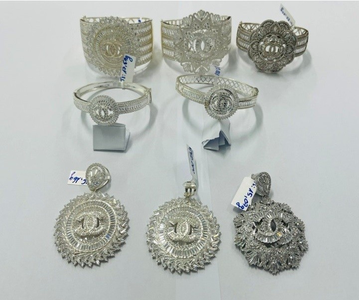 Đồng Tháp: Thu phạt hơn 450 triệu đồi đối với các cơ sở kinh doanh hàng giả mạo nhãn hiệu