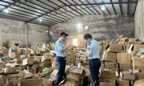 Quảng Ninh: Phát hiện kho hàng hơn 47.000 sản phẩm nhập lậu