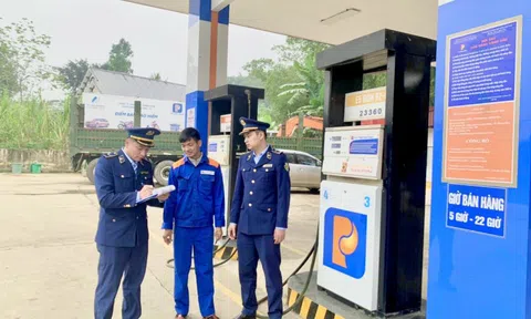 Thanh Hóa: Quản lý thị trường tăng cường giám sát hoạt động kinh doanh xăng dầu