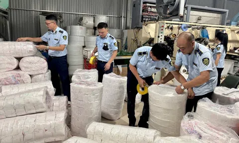Phát hiện đường dây sản xuất, kinh doanh bỉm trẻ em và băng vệ sinh giả nhãn hiệu nổi tiếng tại Thái Nguyên