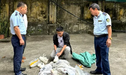 Ninh Bình tạm giữ 25 đôi giày thể thao có dấu hiệu giả mạo nhãn hiệu “NIKE”