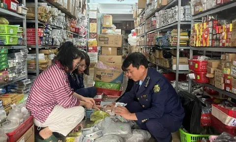 QLTT Quảng Trị: Xử lý nhiều cơ sở kinh doanh hàng giả và hàng xâm phạm sở hữu trí tuệ