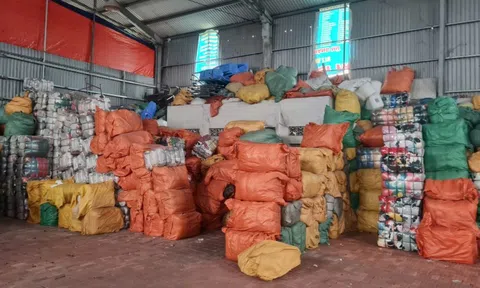 Hải Phòng: Phát hiện hơn 94 tấn quần áo đã qua sử dụng không rõ nguồn gốc