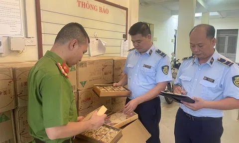 Hà Nội siết chặn hàng lậu, hàng giả, đảm bảo quyền lợi người tiêu dùng các dịp Tết lớn