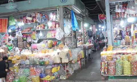 Quản lý thị trường TP HCM: Kiểm soát trên cả 3 “mặt trận”