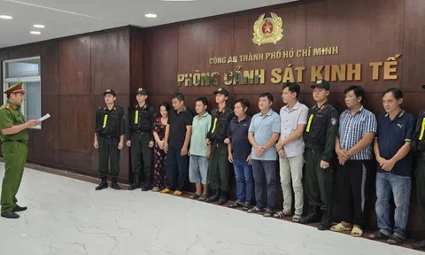 TP.HCM: Khởi tố 8 đối tượng trong đường dây sản xuất, buôn bán xăng giả quy mô lớn