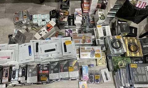 Cần Thơ: Phát hiện số lượng lớn sản phẩm thuốc lá điện tử nhập lậu