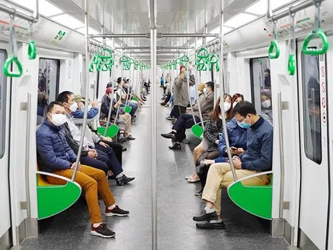 Hơn 620.000 khách đi tàu Cát Linh-Hà Đông trong tháng đầu tiên