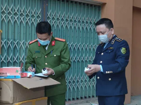 Lào Cai: Phát hiện, thu giữ trên 5.000 sản phẩm thuốc lá điện tử