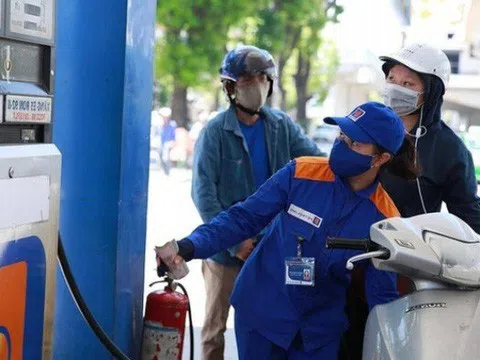 Bộ Công Thương yêu cầu giám sát chặt chẽ, đình chỉ cây xăng, doanh nghiệp cố tình "găm hàng"