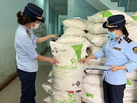 Phú Yên: Phát hiện và thu giữ số 15 tấn đường và 300 bộ kit test Covid không có hóa đơn chứng từ