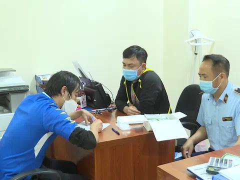Trên 46.000 bộ kit test Covid-19 Trung Quốc nhập lậu bị QLTT Quảng Ninh thu giữ trong đêm