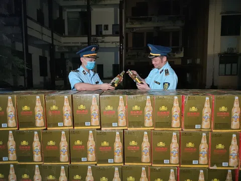 Hà Giang: Thu giữ gần 1.000 chai bia lậu