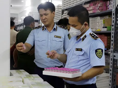 Hà Nội: Triệt xóa cơ sở “thay tên đổi họ” kính áp tròng Trung Quốc thành hàng “Korea”