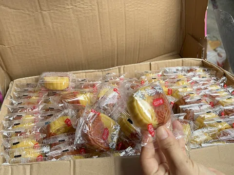 Hà Nội: Thu giữ gần 11.000 bánh Trung thu không rõ nguồn gốc