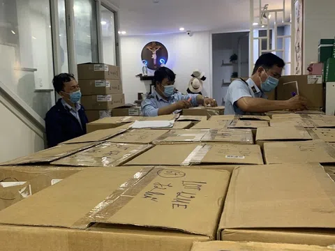 TPHCM: Triệt phá nhiều vụ mỹ phẩm nghi vấn nhập lậu