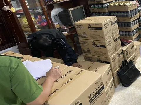 Đắk Nông triệt phá nhóm đối tượng sản xuất, buôn bán nhớt giả nhãn hiệu “Castrol”