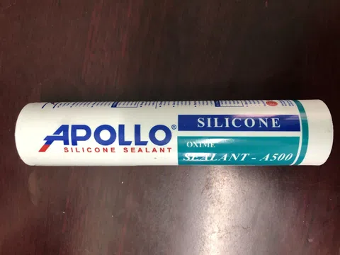 Chuyển hồ sơ vụ buôn bán keo giả mạo nhãn hiệu Silicone Apollo sang Cơ quan cảnh sát tiếp tục điều tra