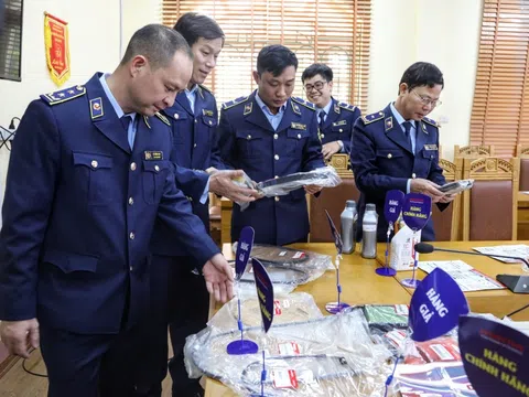 Tập huấn phân biệt hàng thật - hàng giả tại Cục QLTT Vĩnh Phúc