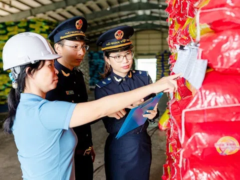 Hoàn thiện quy định về truy xuất nguồn gốc hàng hóa nhập khẩu để ngăn chặn buôn lậu và lẩn tránh các biện pháp phòng vệ thương mại