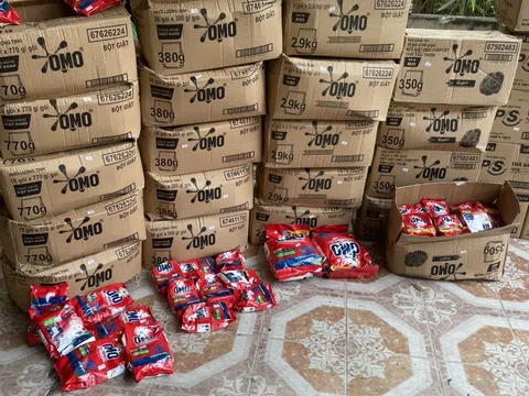 Hải Dương: Thu giữ lượng lớn kem đánh răng và bột giặt có dấu hiệu giả mạo nhãn hiệu P/S và OMO