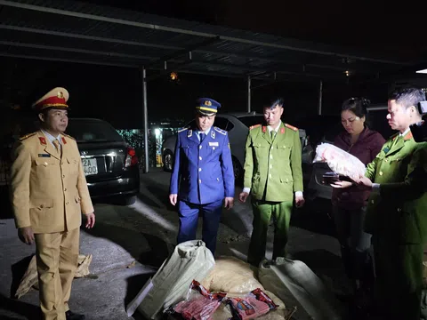 Tuyên Quang: Kịp thời ngăn chặn lô thực phẩm không rõ nguồn gốc xuất xứ đang trên đường tiêu thụ