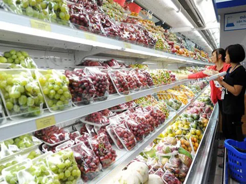 Tăng cường kiểm tra, xử lý hàng hóa nhập lậu, hàng giả, hàng xâm phạm quyền sở hữu trí tuệ để bảo vệ quyền của người tiêu dùng