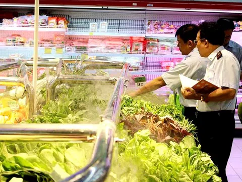 Tăng cường xử lý việc sản xuất, kinh doanh thực phẩm kém chất lượng dịp Tết
