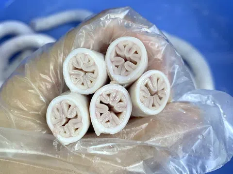 Xử phạt gần 15 triệu đồng 2 quán bán lòng heo tại Tp.HCM