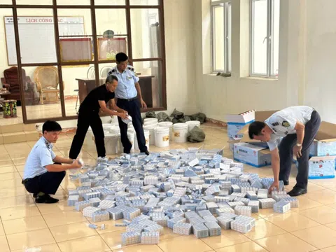 Quảng Ninh: Kiểm tra, thu giữ hơn 5.000 tuýp thuốc tân dược nghi nhập lậu