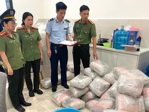 Hưng Yên: Triệt phá đường dây làm giả thức ăn mèo nhãn hiệu Catsrang