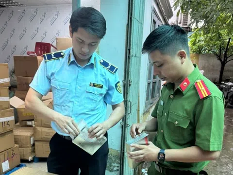 Hà Nội: Tạm giữ 15.000 sản phẩm mặt nạ dưỡng da nghi nhập lậu