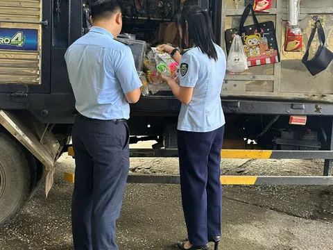 Siết chặt an toàn sản phẩm trẻ em: Thái Nguyên xử phạt, tiêu hủy bình sữa và núm vú không rõ nguồn gốc