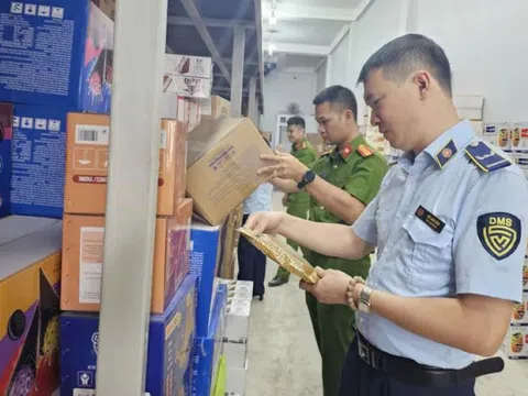 Vẫn “nóng” cuộc chiến chống hàng lậu, hàng giả dịp cuối năm