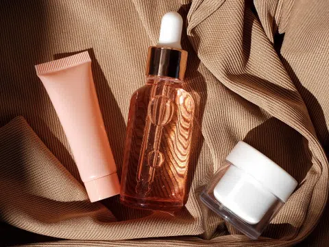 Siết chặt quản lý mỹ phẩm: Thu hồi hàng loạt sản phẩm không đúng công bố