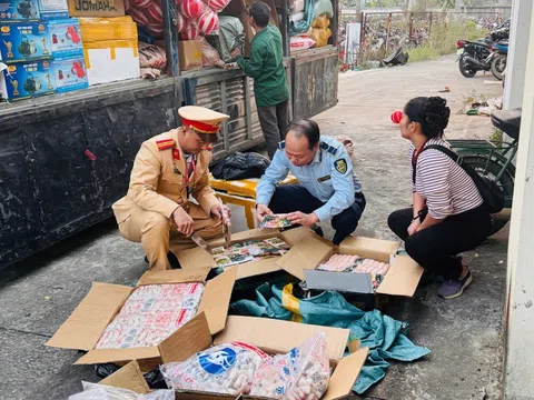 Phú Thọ: Xử phạt chủ hàng, tiêu hủy hơn 90 kg thực phẩm không rõ nguồn gốc