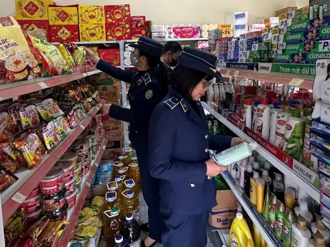 Đội QLTT số 2 Thanh Hóa: Siết chặt quản lý thị trường, đảm bảo nguồn cung an toàn dịp Tết Bính Ngọ 2026