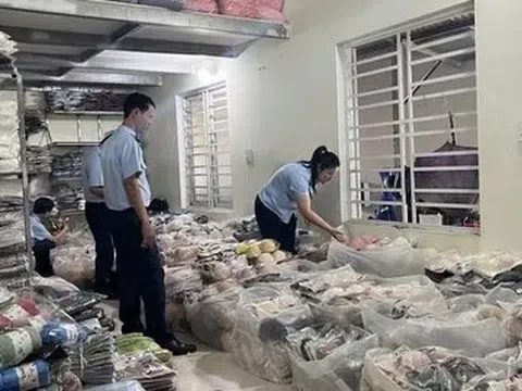 Gia Lai tạm giữ gần 1.000 sản phẩm nghi giả mạo thương hiệu Lacoste, Nike