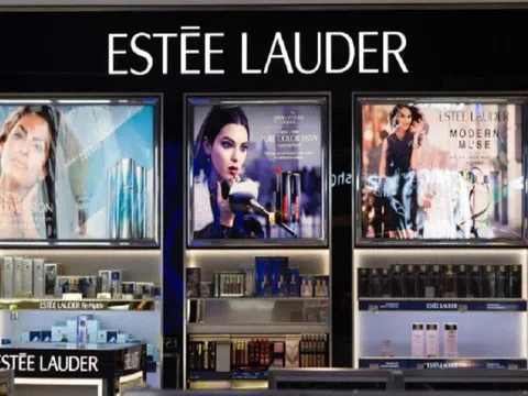 Estée Lauder bị phạt 750.000 CAD vì kinh doanh mỹ phẩm chứa “hóa chất vĩnh cửu”