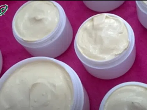 TPHCM: Triệt phá 'đại công xưởng' sản xuất mỹ phẩm giả gắn mác ngoại nhập