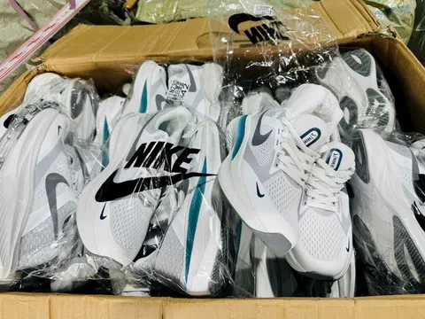 Phát hiện gần 15.000 sản phẩm mỹ phẩm, thời trang nghi xâm phạm quyền sở hữu trí tuệ