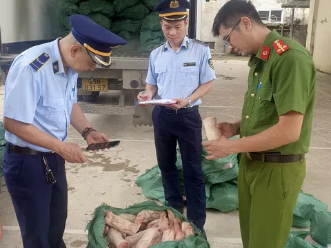 Lạng Sơn: Tạm giữ 7 tấn thực phẩm không rõ nguồn gốc xuất xứ