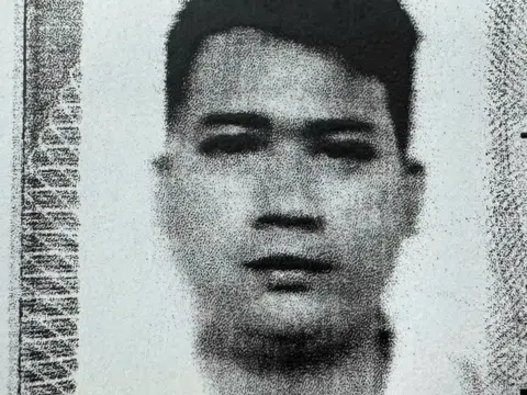 Công an TP.HCM truy tìm chủ cơ sở kho mỹ phẩm giả hơn 2,6 tỉ đồng