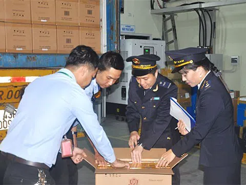 Hải quan Đà Nẵng: Phát hiện lô hàng 25 tấn pho mát khai sai đối tượng miễn thuế