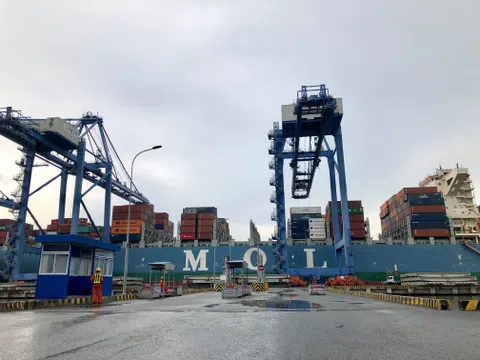 Bộ Giao thông vận tải yêu cầu kiểm soát chặt các tuyến đường bộ, đường sắt, đường biển để ngăn chặn vận chuyển hàng lậu