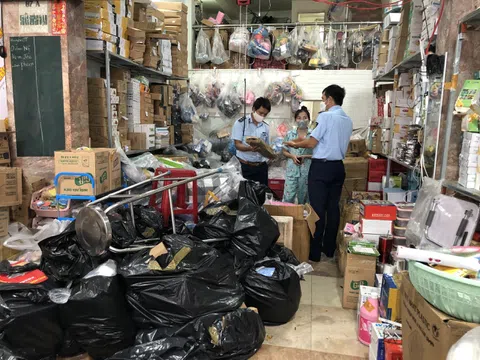 Kiểm tra cửa hàng gia dụng lớn tại Bình Thuận, phát hiện nhiều vi phạm
