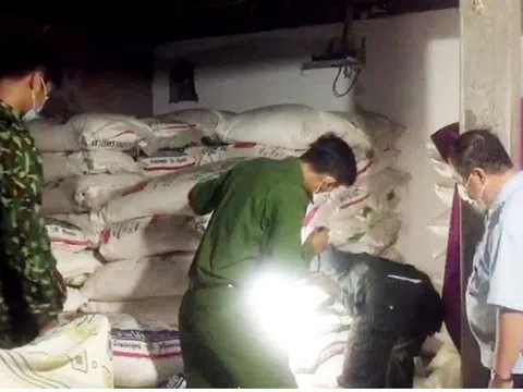 An Giang: Bắt gần 10 tấn đường cát Thái Lan nhập lậu